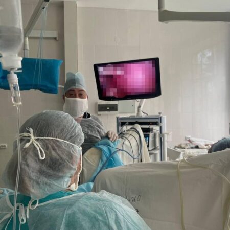 Уникальный случай в Подмосковье: пенсионерке удалили кисту с волосами
