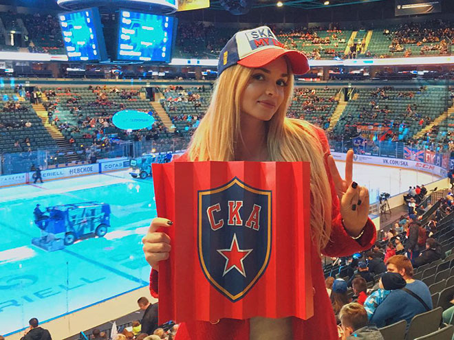 Preview Галерея ярких образов: самые красивые болельщицы КХЛ на шестой неделе сезона